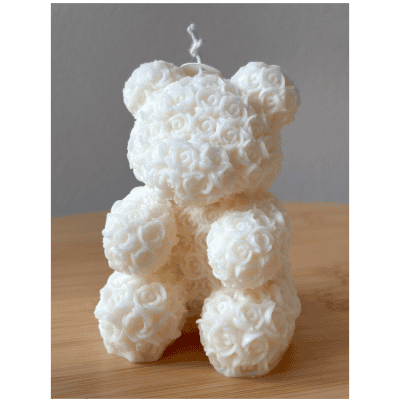 Свещ мече от рози