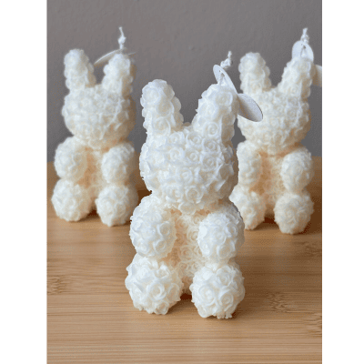 Свещ зайче от рози