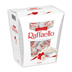 Шоколадови бонбони Raffaelo 230гр
